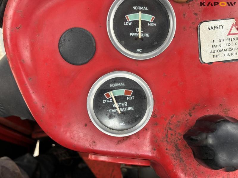 Massey Ferguson 135 traktor 31