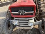Massey Ferguson 152 traktor 13