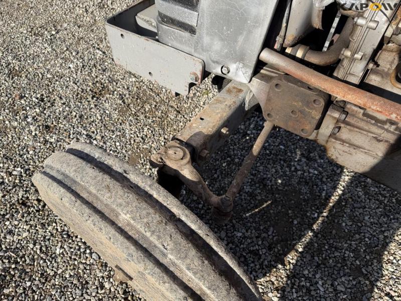 Massey Ferguson 165 Multi-Power traktor 36