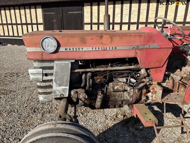 Massey Ferguson 175 traktor 9