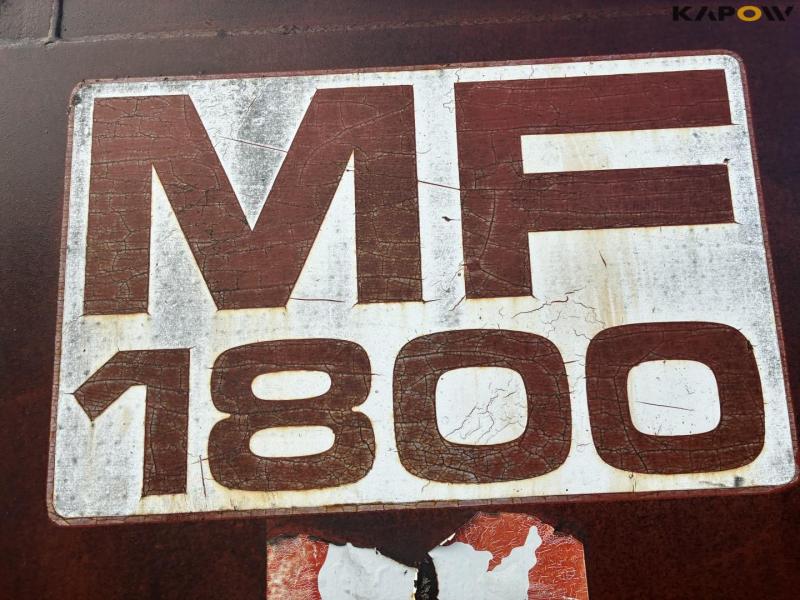 Massey Ferguson 1800 V8 diesel traktor 8