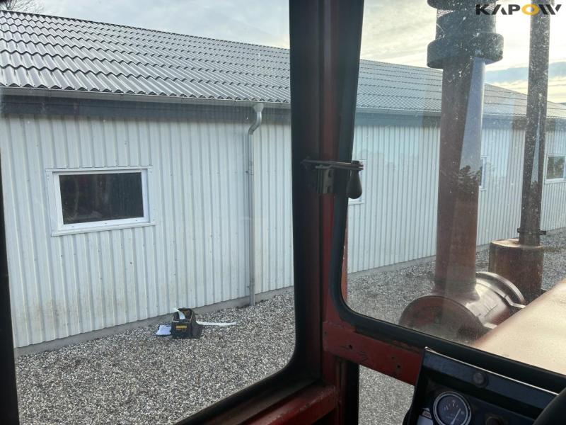 Massey Ferguson 1800 V8 diesel traktor 43