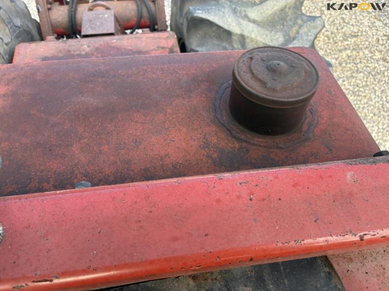 Massey Ferguson 1800 V8 diesel traktor 50