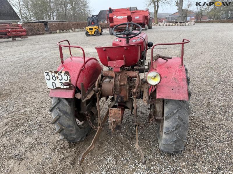 Massey Ferguson 21 traktor 6