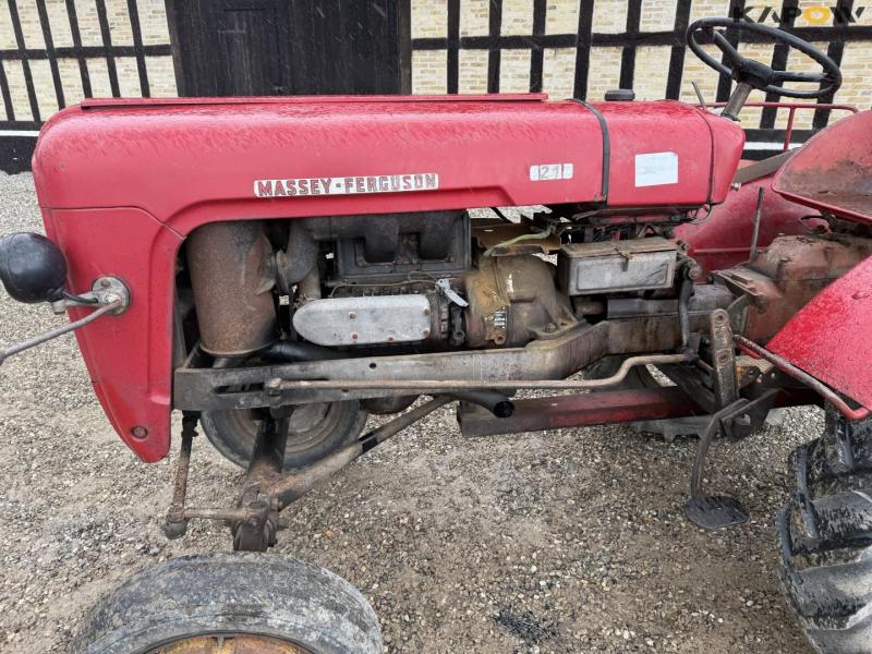 Massey Ferguson 21 traktor 9