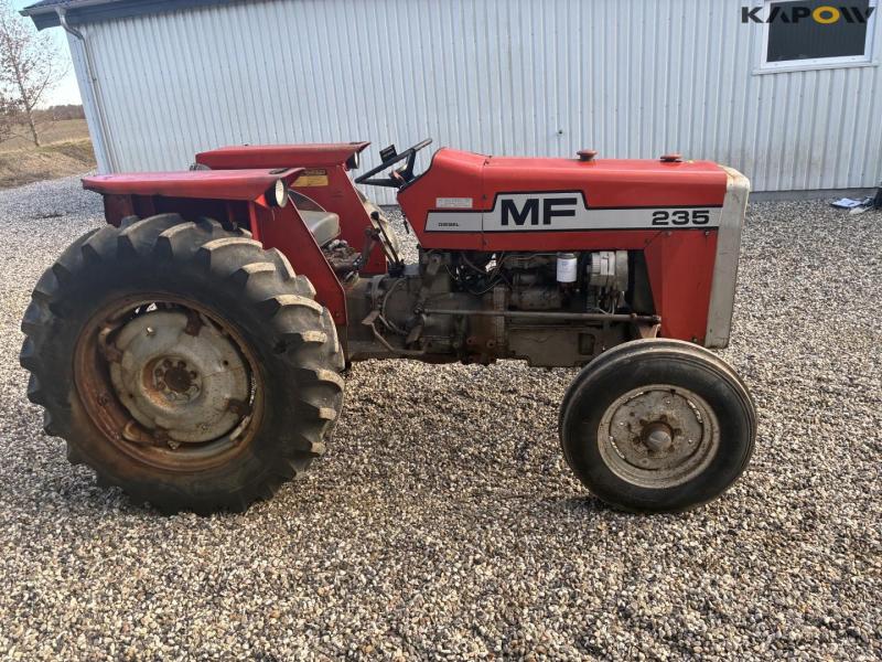 Massey Ferguson 235 traktor 4