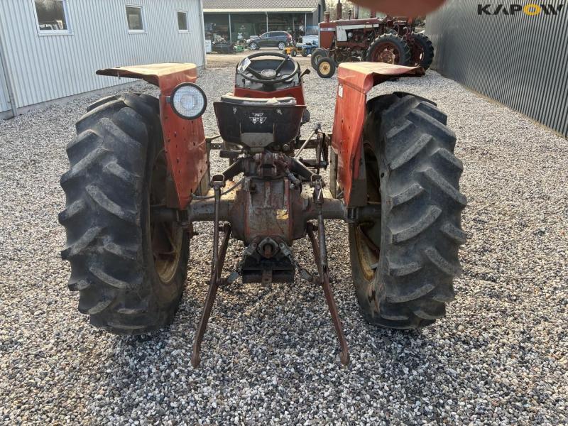 Massey Ferguson 235 traktor 5