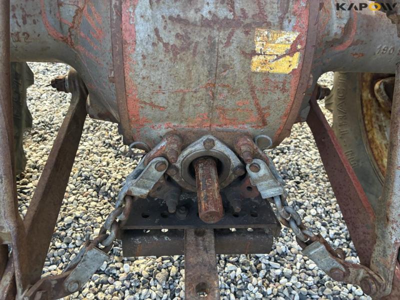 Massey Ferguson 235 traktor 16