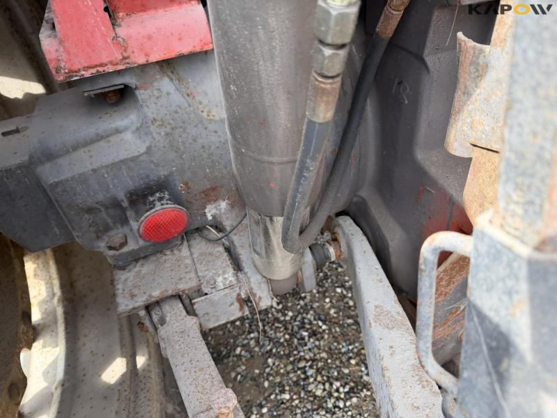 Massey Ferguson 2725 electronic traktor 33