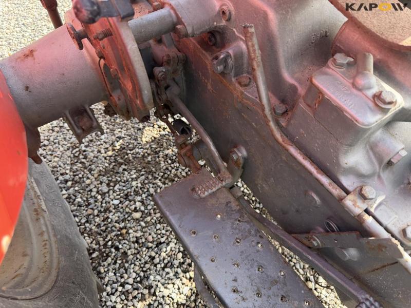 Massey Ferguson 30 traktor 21