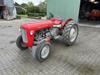 Massey Ferguson 35 Benzin