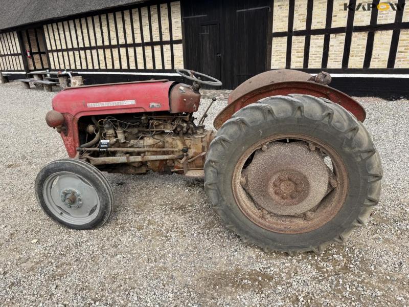Massey Ferguson 35 traktor 7