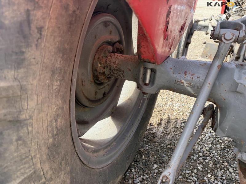 Massey Ferguson 35 traktor 36