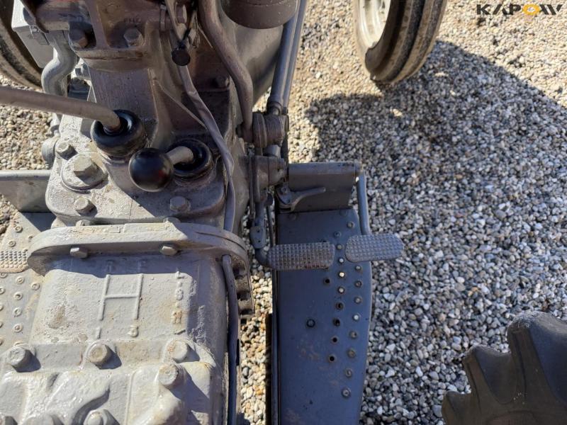 Massey Ferguson 35 traktor 24