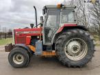 Massey Ferguson 390 traktor med armklipper 8