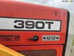 Massey Ferguson 390 traktor med armklipper 21