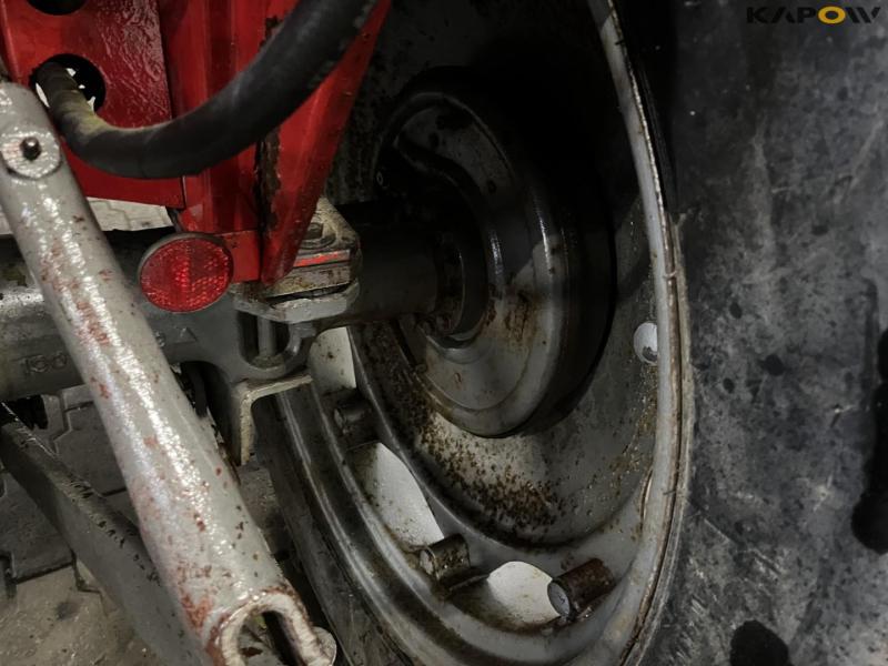 Massey ferguson 550 traktor 21