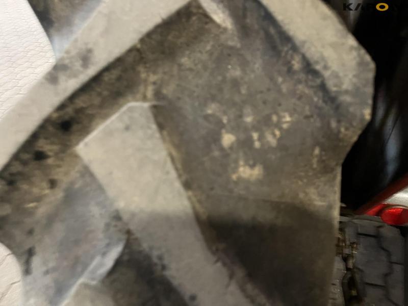 Massey ferguson 550 traktor 27