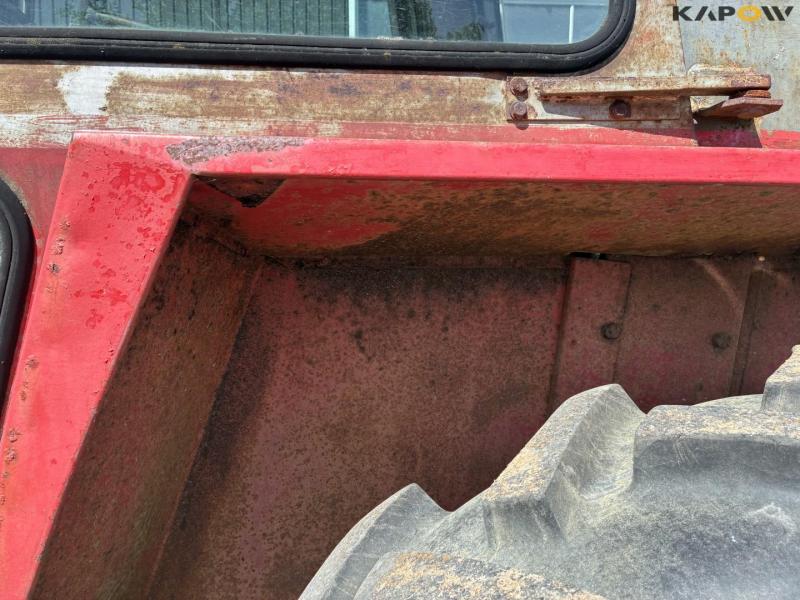 Massey Ferguson 590 traktor 40