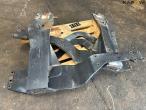 Massey Ferguson 6465/6475/6480 frontlæsser ramme 10