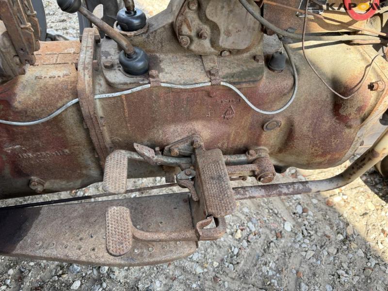 Massey Ferguson 65 traktor - Amerikansk model 20