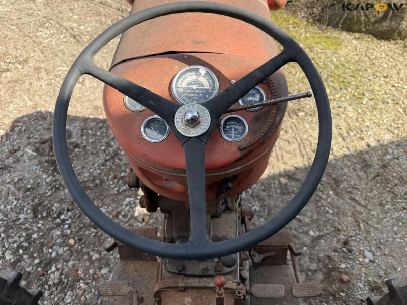 Massey Ferguson 65 traktor - Amerikansk model 27