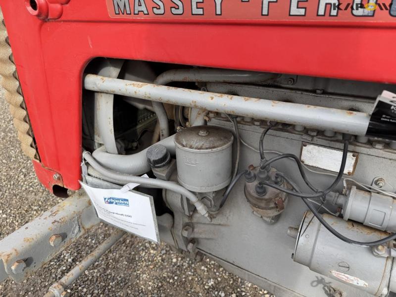 Massey Ferguson 65 traktor 11
