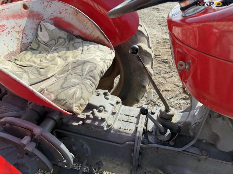 Massey Ferguson 65 traktor 19