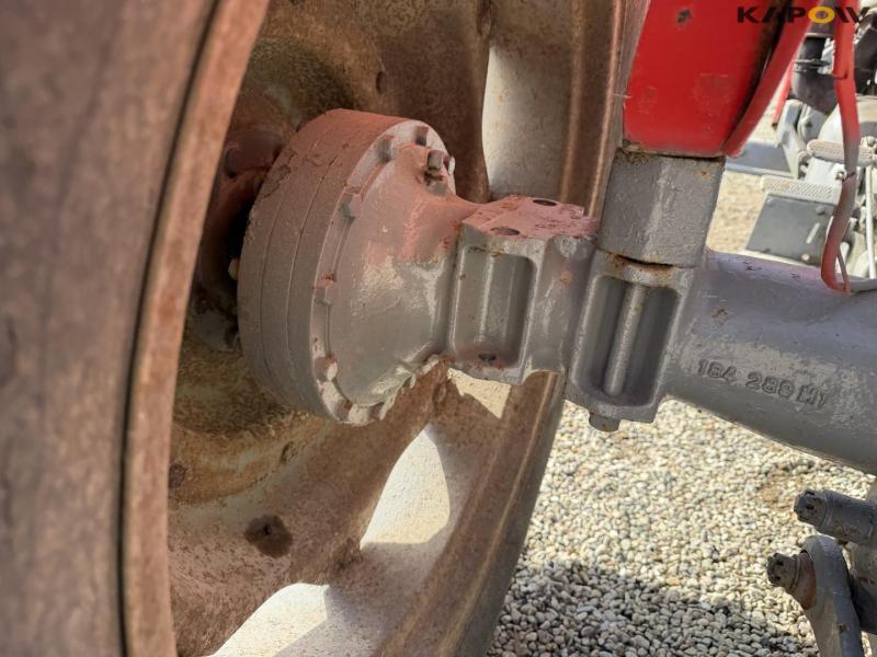 Massey Ferguson 65 traktor 38