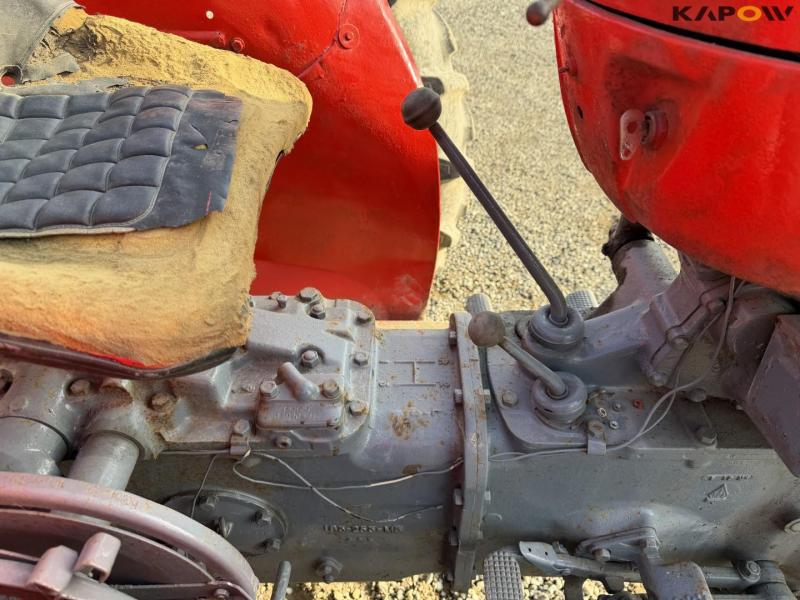 Massey Ferguson 65 traktor 21