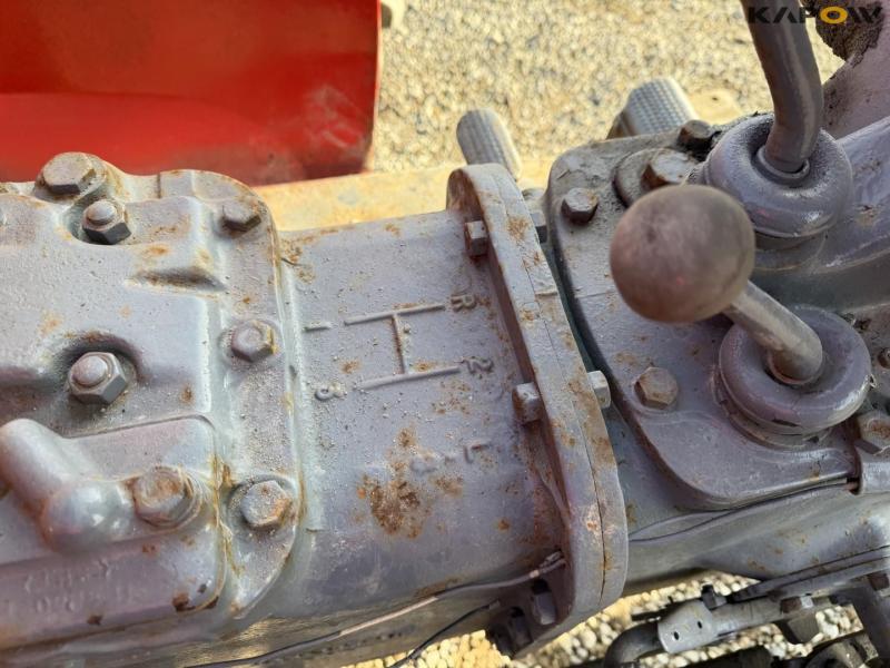 Massey Ferguson 65 traktor 22