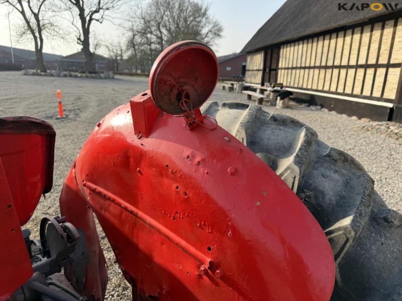 Massey Ferguson 65 traktor 41