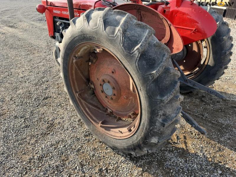 Massey Ferguson 65 traktor 47