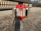 Massey Ferguson 65 traktor 2