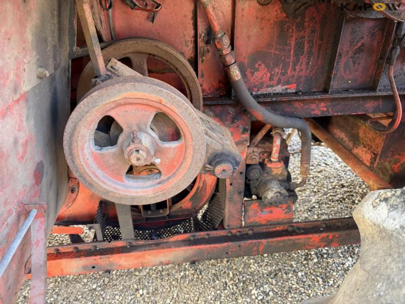 Massey Ferguson 760 mejetærsker 18
