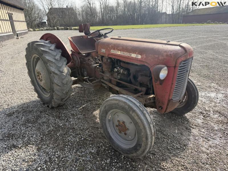 Massey Ferguson 835 traktor 3