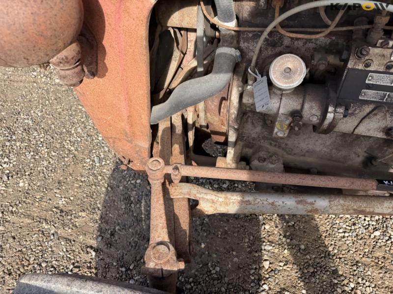 Massey Ferguson 835 traktor 14