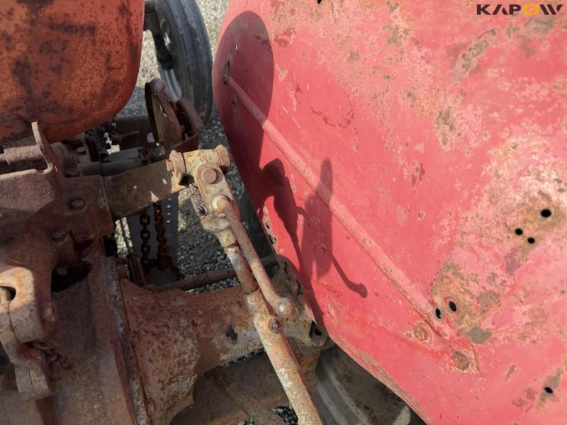 Massey Ferguson 835 traktor 34