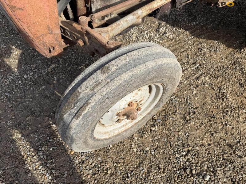 Massey Ferguson 835 traktor 48