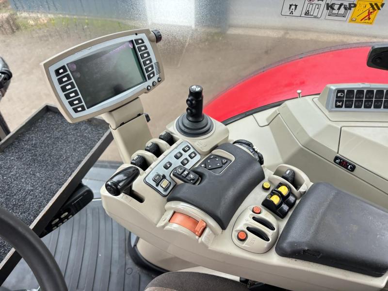 Massey Ferguson 8690 traktor 45