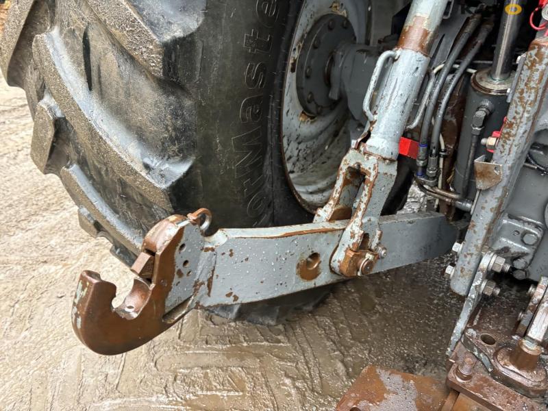 Massey Ferguson 8690 traktor 36