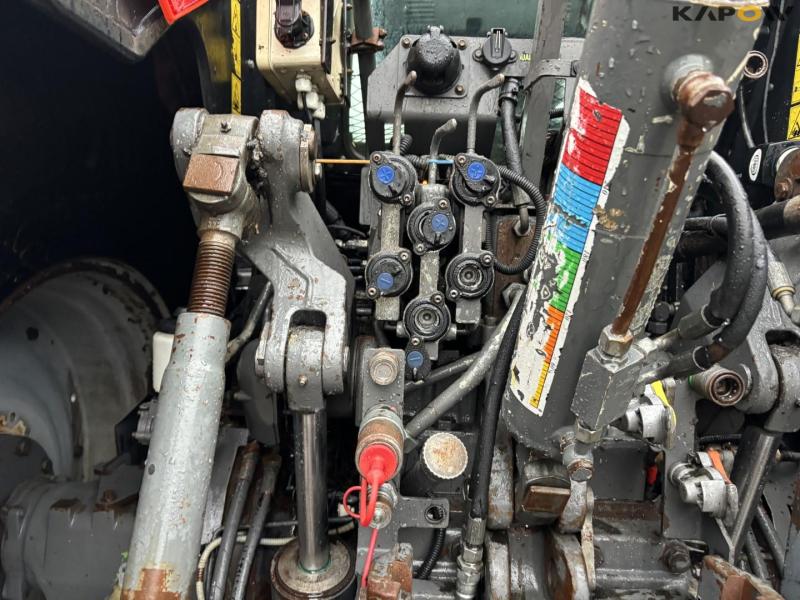 Massey Ferguson 8690 traktor 40