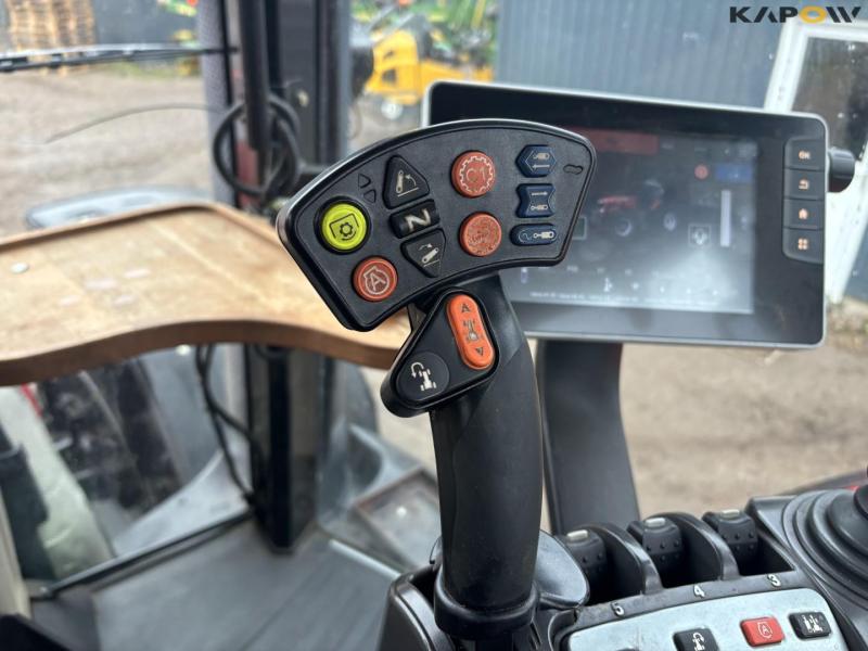 Massey Ferguson 8740S traktor 54