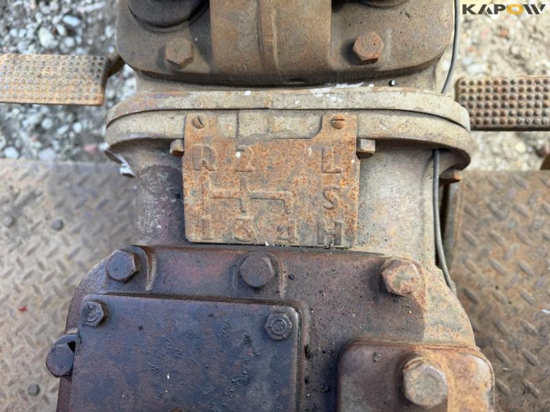 Massey Ferguson 88 traktor 24