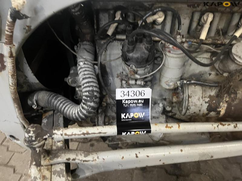 Massey Ferguson MF26 benzin traktor 13