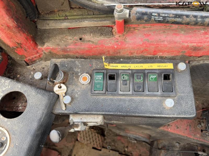 Massey Ferguson minilæsser med Euro hitch 13