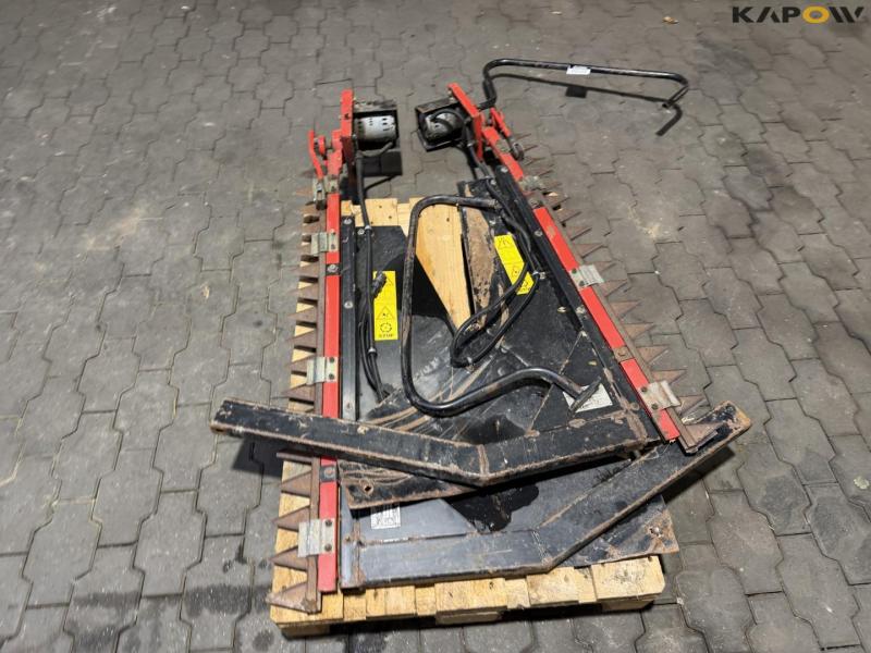Massey Ferguson sidekniv 8