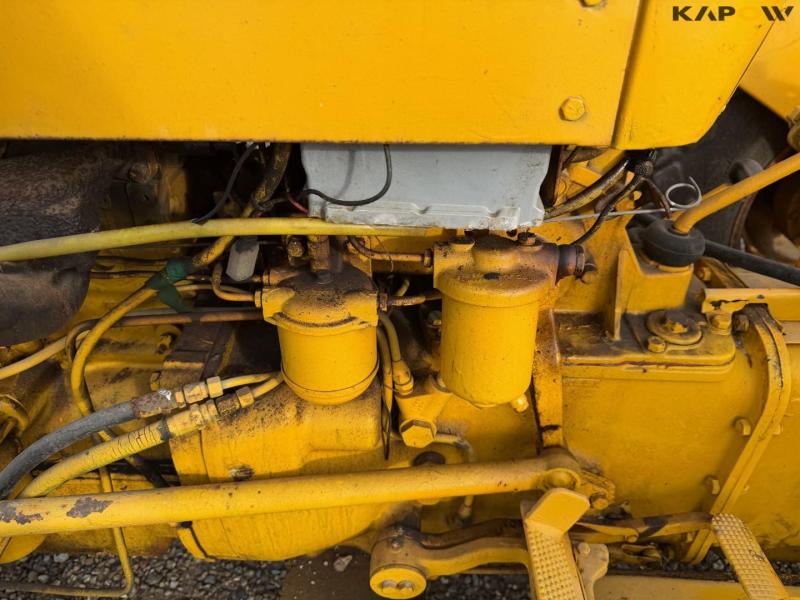 Massey Ferguson traktor med kran 10