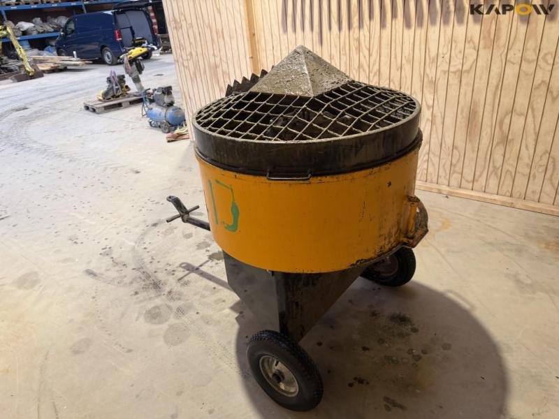 Master 325L tvangsblader på hjul 7