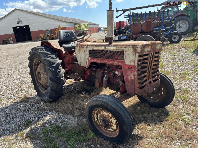 McCormick B275 traktor 3